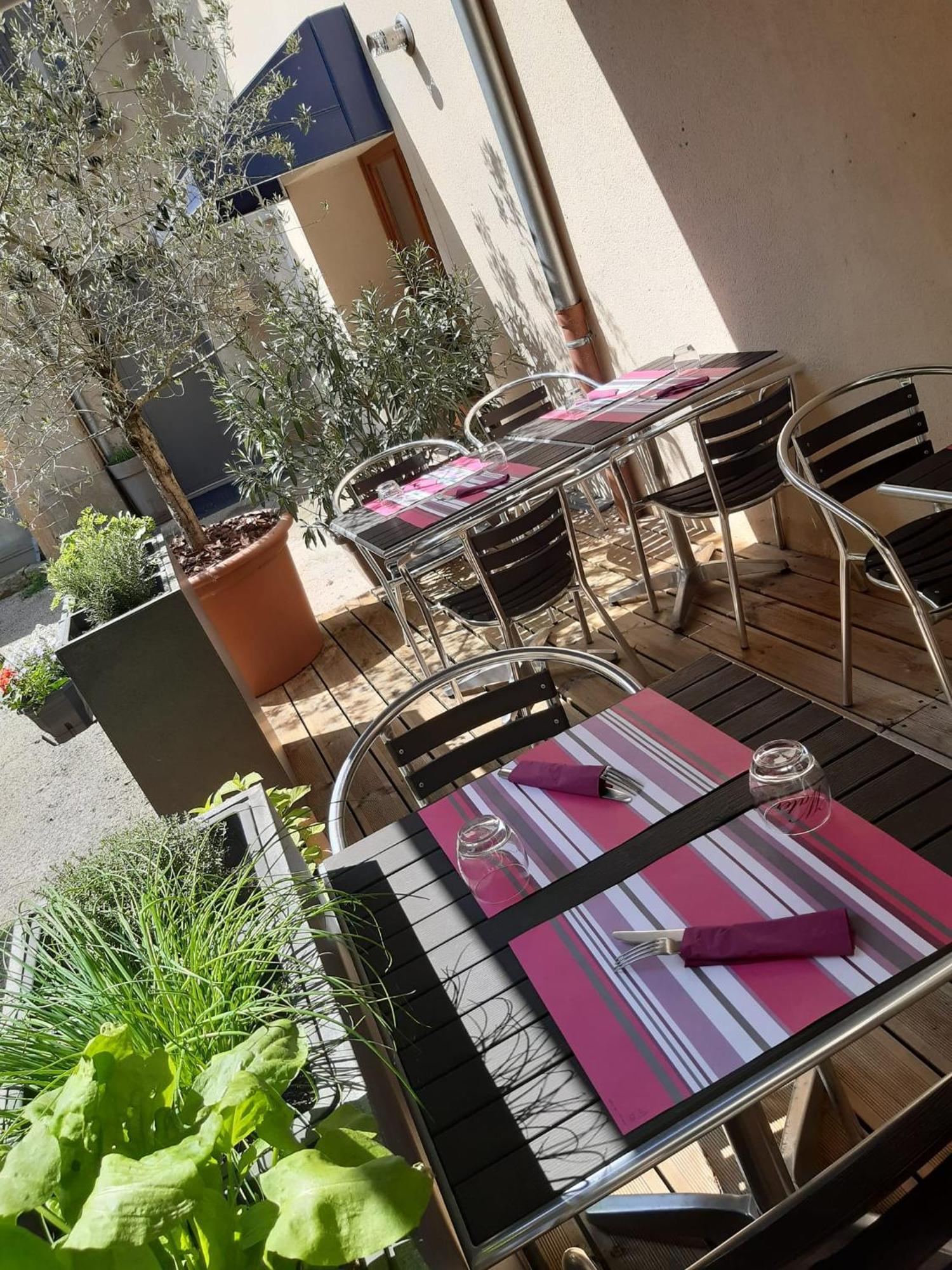 Hotel Restaurant Le Saint Augustin מראה חיצוני תמונה